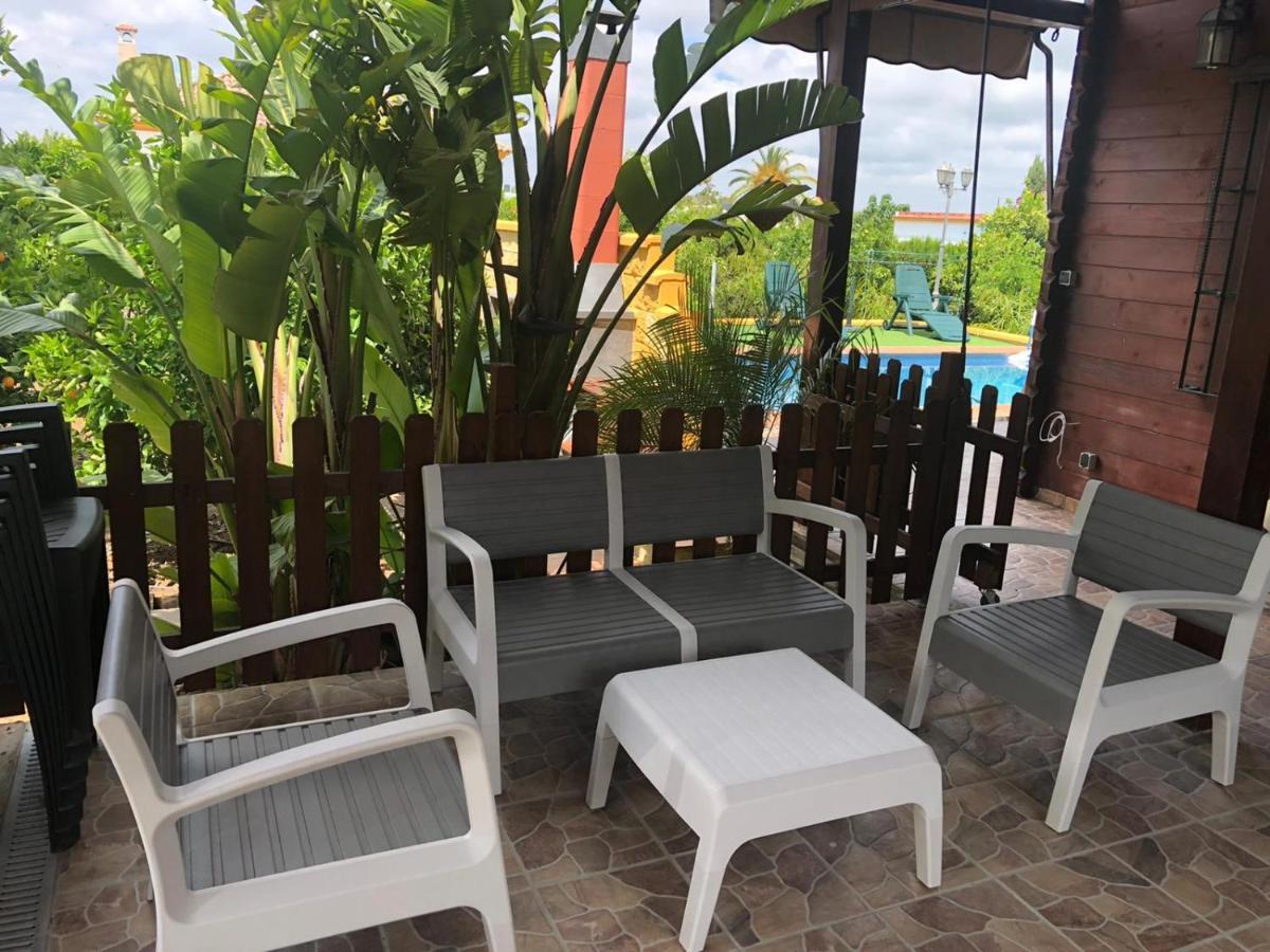 Casa De Madera El Oasis El Palomar Villa เซบีญา ภายนอก รูปภาพ